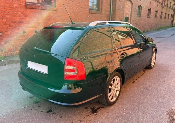 Skoda Octavia cena 21800 przebieg: 229000, rok produkcji 2008 z Karlino małe 301